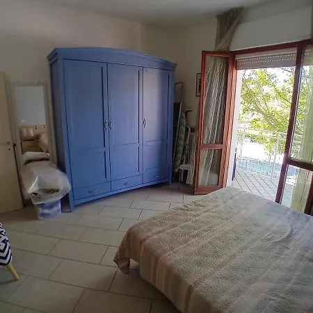 Pinarella 23 *
